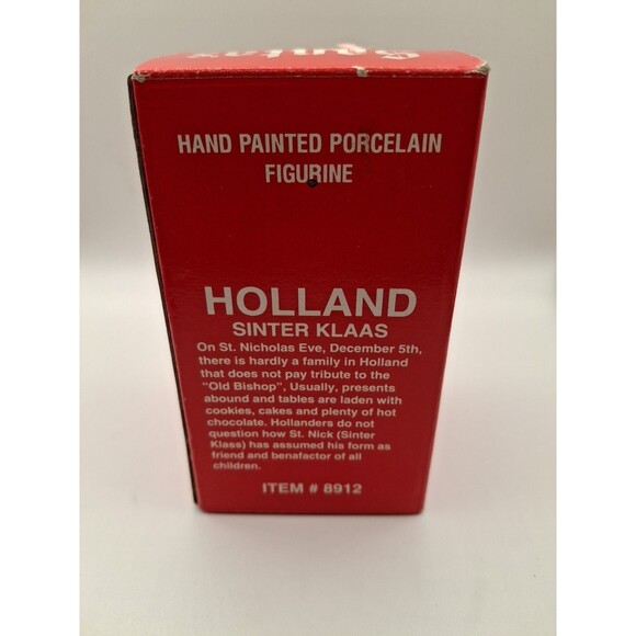 Vintage Santa's of The Nations Christmas Hand Painted Porcelain Figurine Holland - Picture 7 of 8